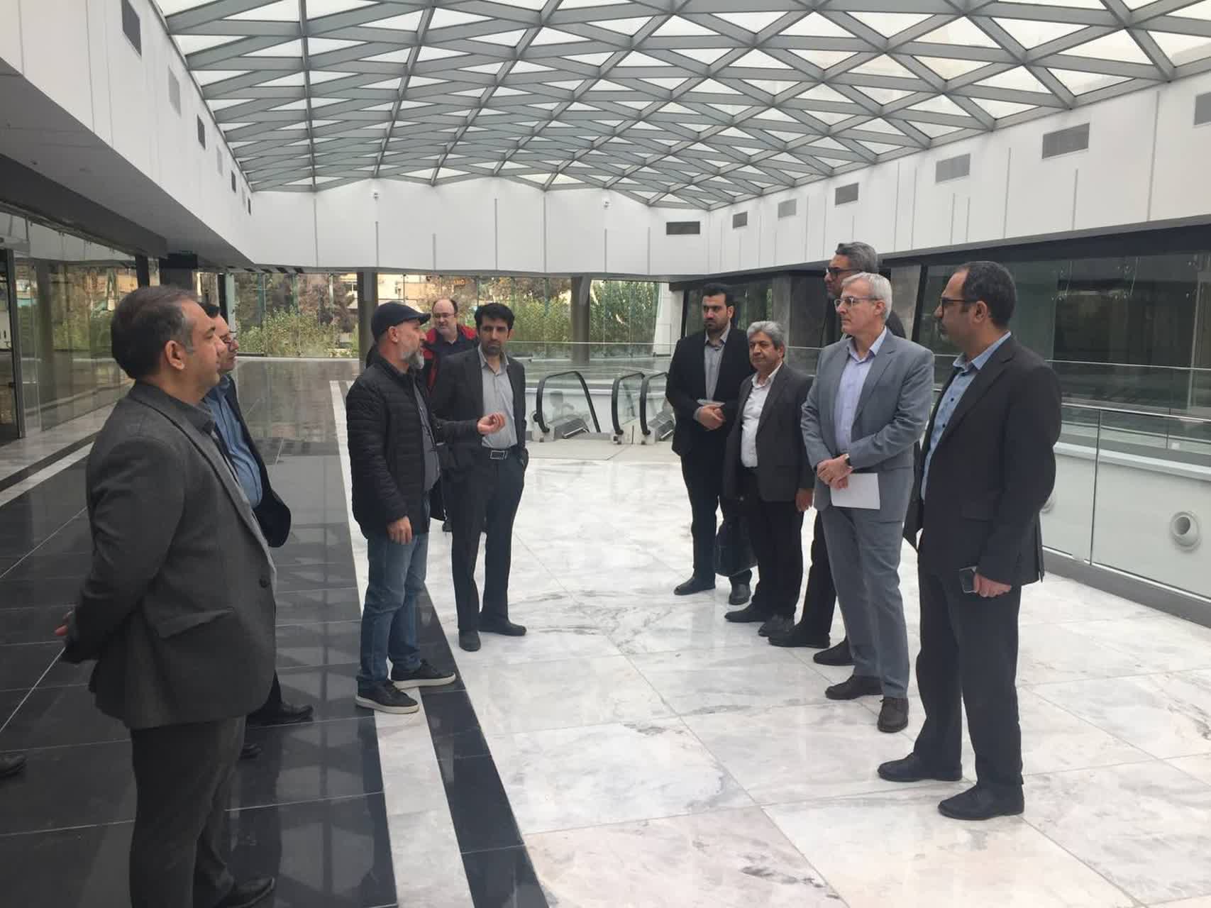 بازدید میدانی از شرکت‌های متقاضی مشارکت در پروژۀ سالاریۀ قم و پروژۀ ناهید